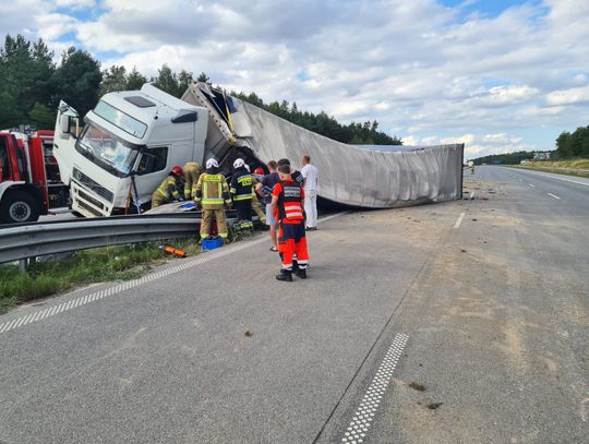 Poważny wypadek na A1. Autostrada zablokowana w obu kierunkach!