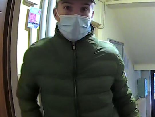 Powiadom policję, jeśli go znasz. Włamał się na konto bankowe i ukradł ponad 40 tysięcy złotych