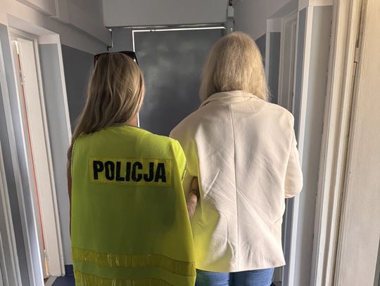 Pracownica poczty okradła klienta. Nie wydała mu tysiąca złotych reszty i zatrzymała kasę dla siebie