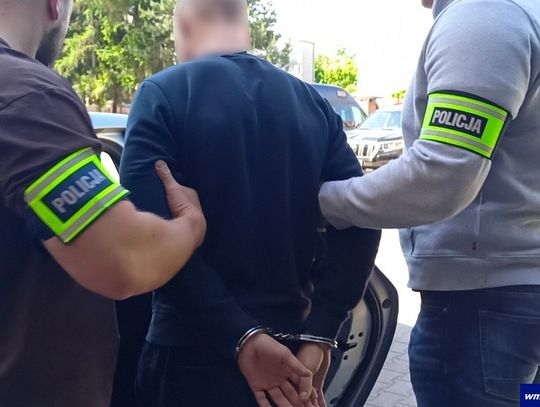 Pracownik drogowy pobity podczas nocnych prac. Zaatakowali go pijani mężczyźni wracający z imprezy