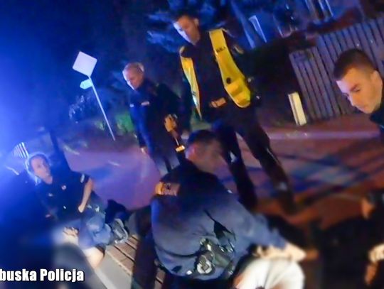 Próbowali wyciąć katalizator z dostawczaka. Policyjny pościg i zatrzymanie złodziei