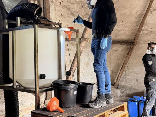 Profesjonalne laboratorium narkotyków zlikwidowane. Zabezpieczono towar wart 14,5 miliona złotych