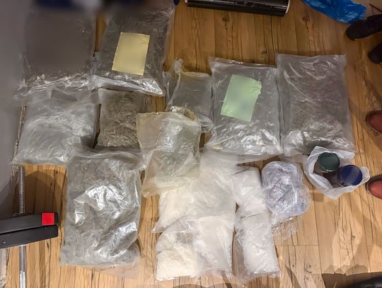 Przejęto 25 kg narkotyków wartych 1,2 mln zł. CBŚP zatrzymało znanego rapera