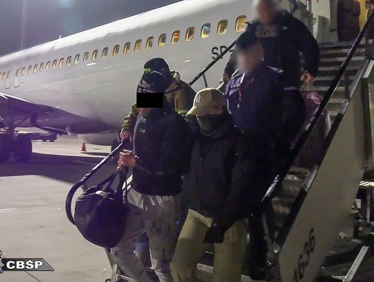 Przemycili 700 kg marihuany i inne narkotyki. Michał J. "Smok" i jego gang usłyszeli zarzuty