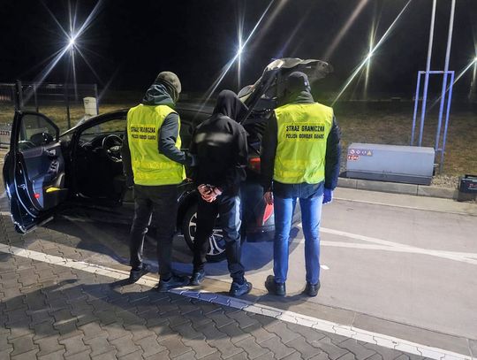 Przemyt kokainy wartej milion złotych przerwany na Podlasiu. Straż Graniczna zatrzymała kuriera