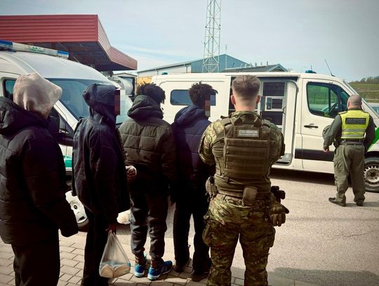 Przemyt ludzi za kryptowaluty. Straż Graniczna zatrzymała "kuriera" przed granicą z Niemcami