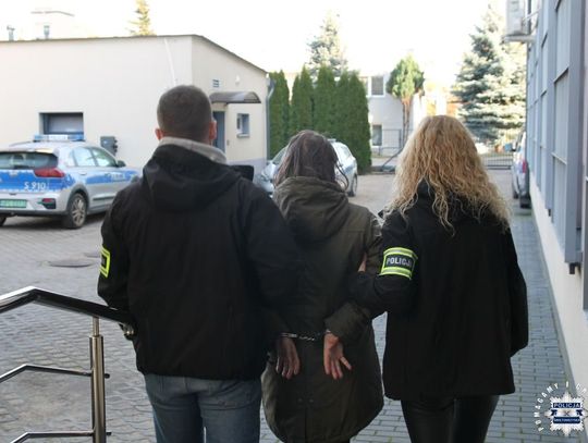 Przestraszona kobieta dała jej ponad 350 tysięcy zł. 31-latka pełniła rolę "odbieraka"