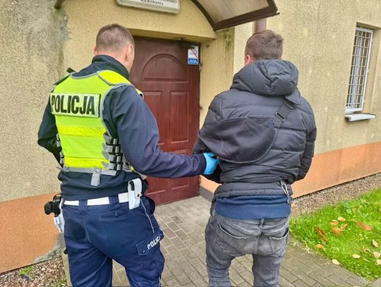 Przyjechał crossem na myjnię, ale miał problem z utrzymaniem równowagi. 39-latek miał blisko dwa promile