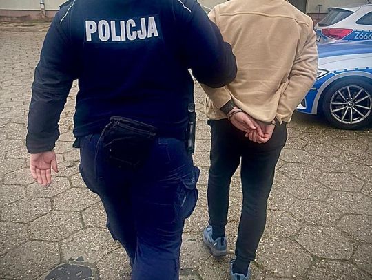 Przyjechał naćpany do firmy, ludzie wezwali policję. Zamiast do pracy, trafił do celi