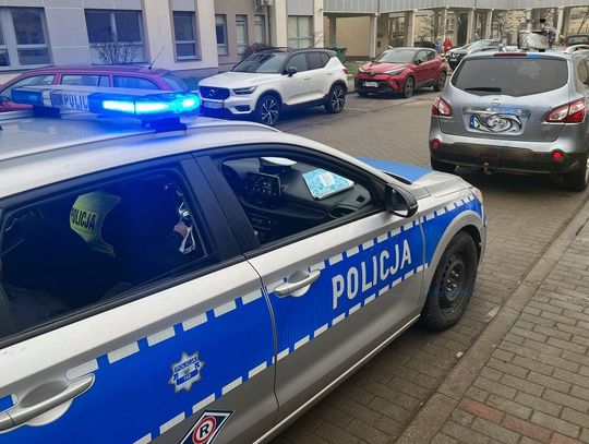 Przyjechał odebrać pacjenta ze szpitala. Na widok taksówkarza świadek od razu wezwał policję