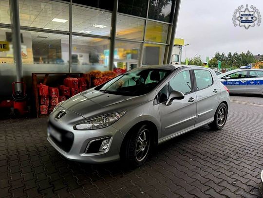 Przyjechał pijany na stację paliw, bo skończyła mu się wódka. Pracownicy zatrzymali 57-latka