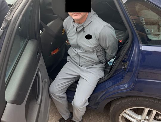 Przyjechał starym Fordem, po czym ukradł luksusową Skodę. Recydywista i jego wspólniczka zatrzymani