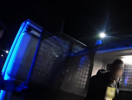 Publikował w sieci groźby i treści nawołujące do nienawiści. Wpadł, gdy jechał autem po narkotykach