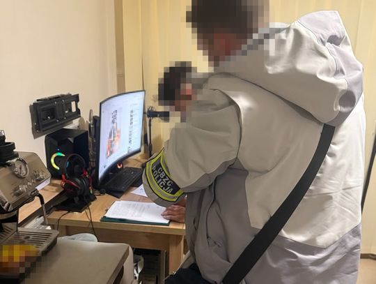 Rosjanin zatrzymany za cyberataki w Polsce. Ingerował w systemy teleinformatyczne sklepu