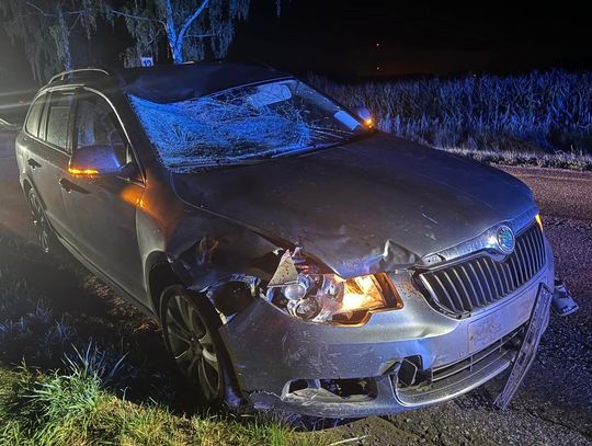 Rozpędzona skoda wjechała w rowerzystę. Potrącony mężczyzna zginął na miejscu