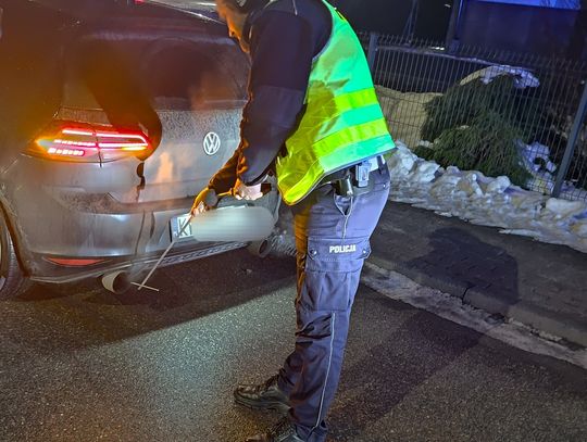 Ryknął wydechem i dostał 4 tysiące mandatu - "słychać go było wcześniej niż widać"