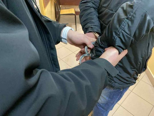 Sąsiedzka awantura zakończona usiłowaniem zabójstwa. W ruch poszła sztacheta i łopata