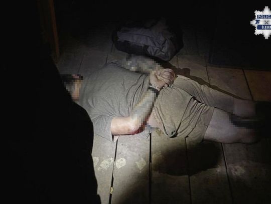 Ścigany członek gangu ukrywał się ponad rok. Zatrzymali go przy wsparciu kontrterrorystów