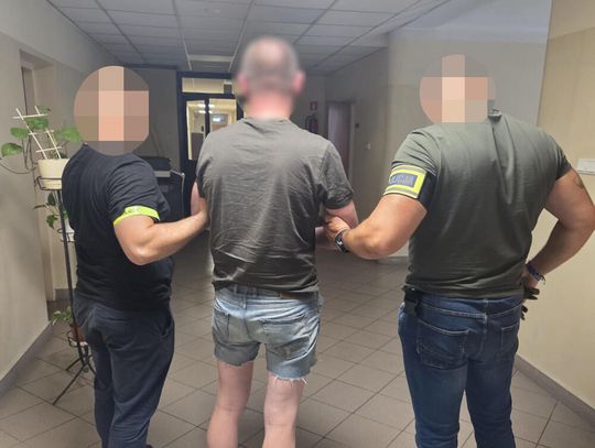Ścigany za rozbój miał dwa lata więzienia do odsiadki. Policjantom w końcu udało się go namierzyć