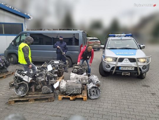 Skradzione w Europie auta rozmontowywali i sprzedawali na części w Polsce [WIDEO, FOTO]