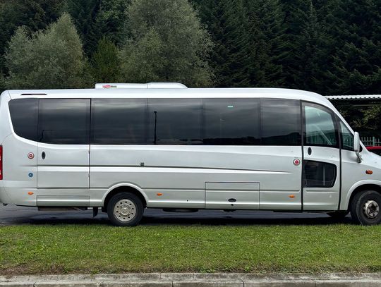 Skradziony autobus i rowery nie wyjechały do Ukrainy. Strażnicy zatrzymali dwóch mężczyzn