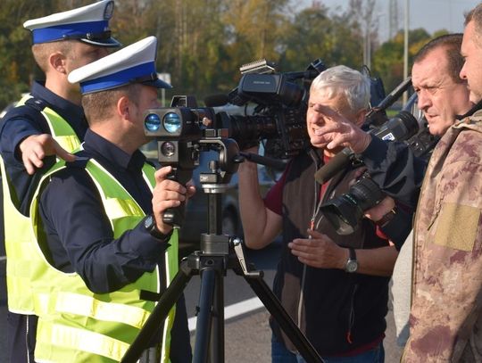 Śląscy policjanci testowali nową broń w walce z piratami drogowymi. WIDEO