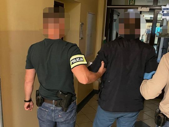 Śledził 20-latkę i zaatakował ją. Krzyki kobiety usłyszał jej partner, który złapał zboczeńca