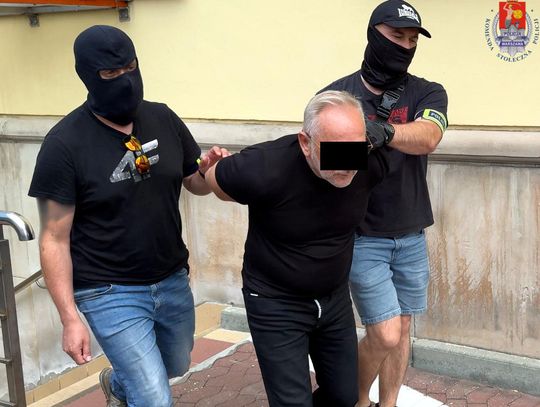 „Słowik”, „Pieprz” i „Cycek” zatrzymani przez policjantów z "terroru". Odpowiedzą za próbę wymuszenia 100 tysięcy