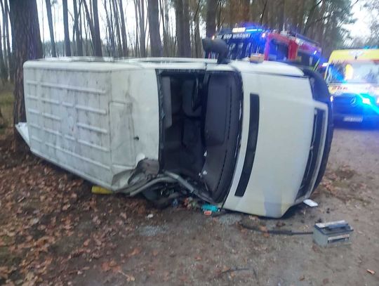 Spowodował wypadek po pijaku i nie udzielił pomocy ciężko rannemu. Żona miała zapewnić mu alibi