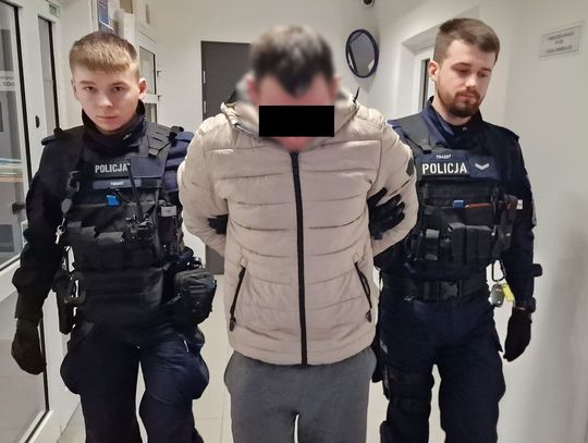 Spowodował wypadek śmiertelny i odjechał. Areszt dla kierowcy, zarzuty poplecznictwa dla pasażera