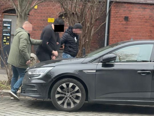 Spowodował wypadek, w którym zginęło 3-letnie dziecko. 38-latek namierzony przez "poszukiwaczy"