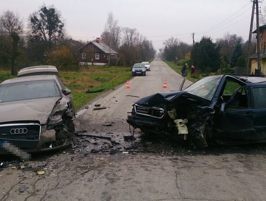 Staranowali auto, pobili kierowcę i zabrali mu torbę pełną pieniędzy