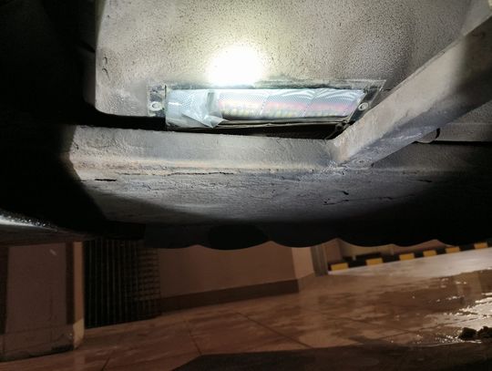 Stracił autokar za przemyt papierosów z Białorusi. Miał specjalne skrytki w pojeździe