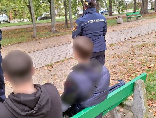 Strażniczki miejskie złapały nastolatków z marihuaną. Jeden z nich przyznał, że jest uzależniony