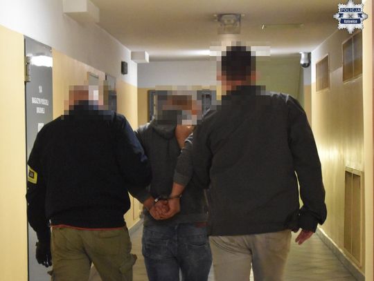 Syn wraz z kolegą brutalnie zamordował ojca. Do sądu wpłynął akt oskarżenia w sprawie zbrodni Syn wraz z kolegą brutalnie zamordował ojca. Do sądu wpłynął akt oskarżenia w sprawie zbrodni