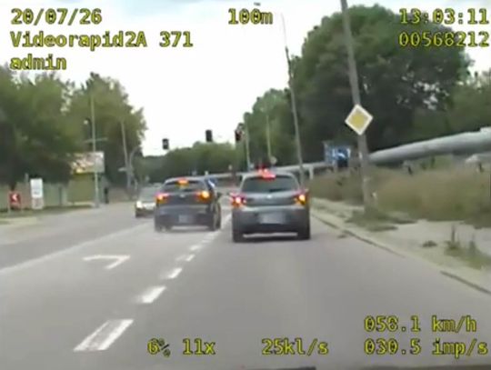 Szaleńcze wyprzedzanie pijanego Białorusina bez prawa jazdy