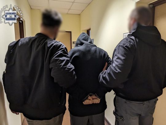 Szukali go od 2000 roku! Ścigany europejskim listem gończym wpadł po powrocie do Polski