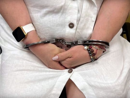 Szukali naiwnych z pieniędzmi na oszukańcze inwestycje. Zatrzymana 55-latka i jej ukraiński wspólnik