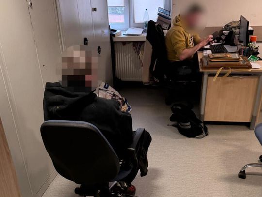 Teść i zięć włamywali się do budynków. Wynosili wszystko, co miało jakąkolwiek wartość