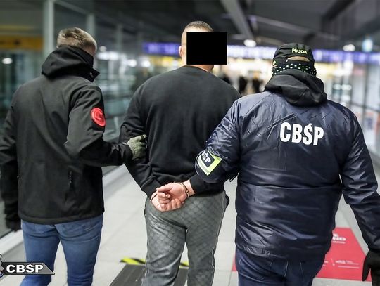 Tomasz M. ścigany za kierowanie dwoma gangami zatrzymany. Został deportowany z Cypru do Polski