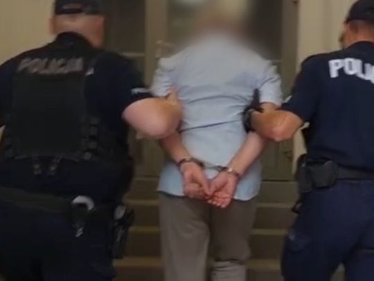 Tragiczny finał awantury rodzinnej. Ojciec śmiertelnie ranił nożem 40-letniego syna