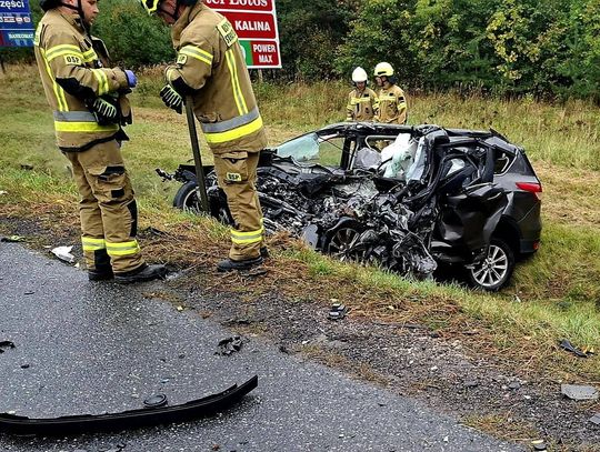 Tragiczny wypadek na DK2. Osobówka zderzyła się z ciężarówką