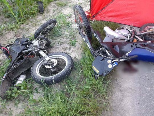 Tragiczny wypadek na drodze. 18-latek zginął w zderzeniu dwóch motocykli crossowych