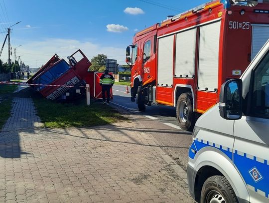 Tragiczny wypadek na Podkarpaciu. 19-letnia dziewczyna zginęła pod kołami ciężarówki [FOTO]