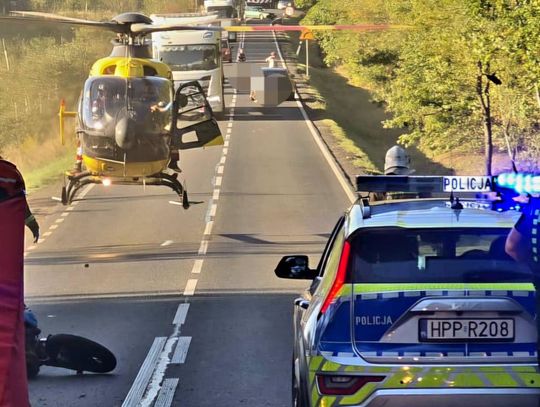 Tragiczny wypadek z udziałem motocykla. Nie żyje 19-letnia pasażerka Hondy, kierowca jest ranny