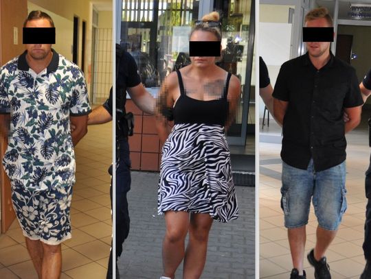 Troje włamywaczy zatrzymanych zaraz po obrobieniu mieszkania. Z łupami schowali się w lesie