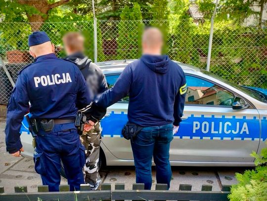 Trzech nastolatków groziło mężczyźnie i jego córce. Najmłodszy ma 14 lat