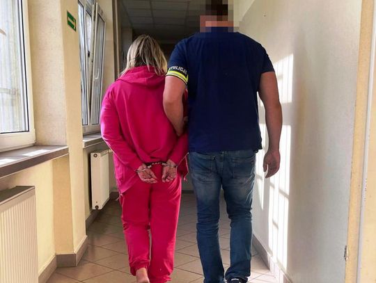Trzymała w kuchni znaczne ilości heroiny. Policjanci zatrzymali 52-letnią kobietę