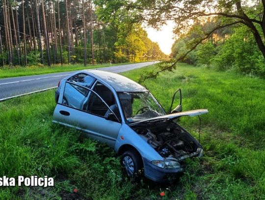 Uciekał policji i próbował zepchnąć radiowóz. Piratem drogowym okazał się 14-latek