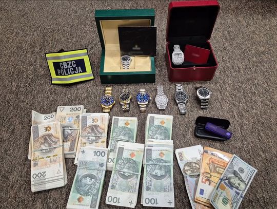 Uderzenie w gang od BLIK-a. Przejęli ponad 1500 kont na Facebooku i wyłudzali pieniądze od bliskich